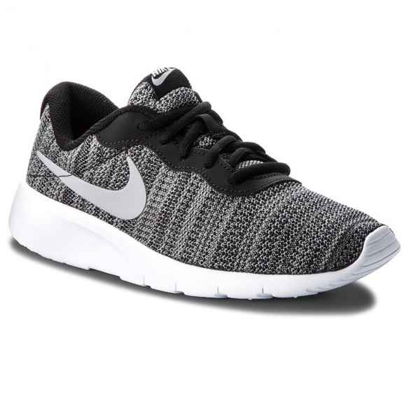 Brand new in box Nike Sneakers - Picture 1 of 6